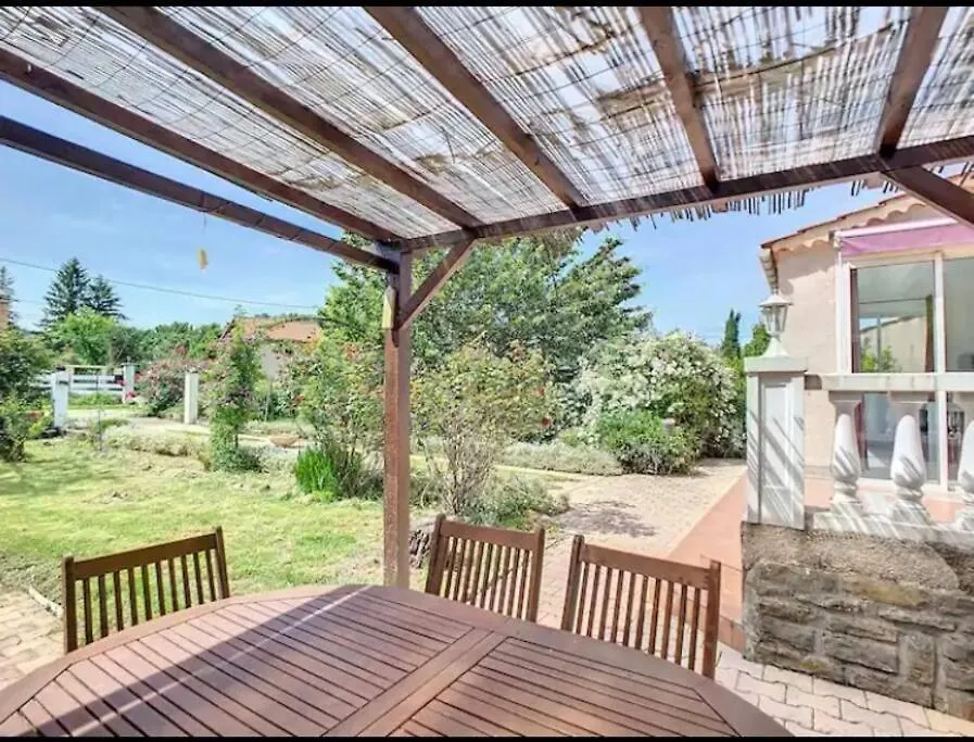 Super Maison 5 Pieces Avec Jardin Digne-les-Bains 0*,  Frankrig